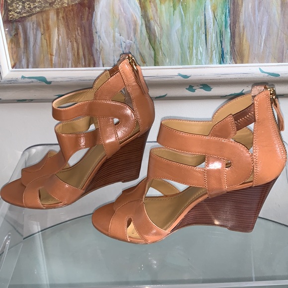 NINE WEST HEELS - Picture 5 of 5